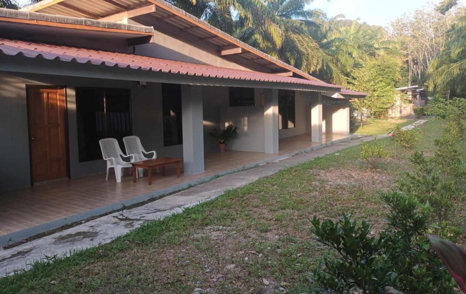Baanphong Lanta Villa Ko Lanta Екстериор снимка
